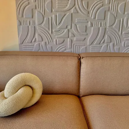 Face Au Port Apartment *